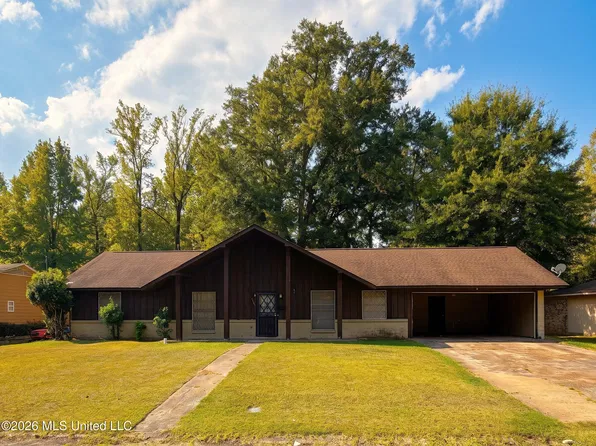 359 Lynwood Ln, Jackson, MS 39206