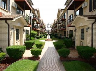 5159 N East River Rd UNIT 104, Chicago, IL 60656