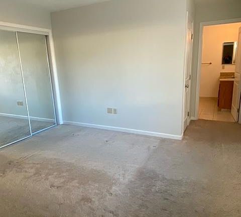 4th image of 332 Angel Ave #332