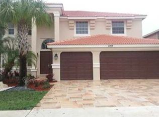 2213 Ridgewood Cir, Royal Palm Beach, FL 33411