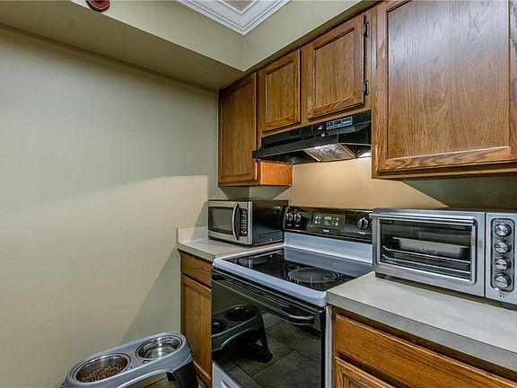 5th image of 2762 Gray Fox Ln