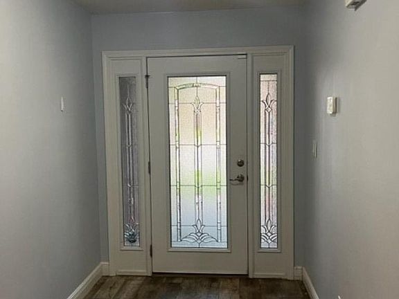 2nd image of 812 Bunting Ct