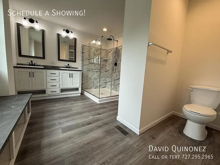 6271 Roosevelt — Photo 4