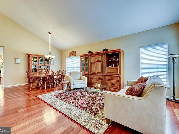 4th image of 112 Tunicflower Ln