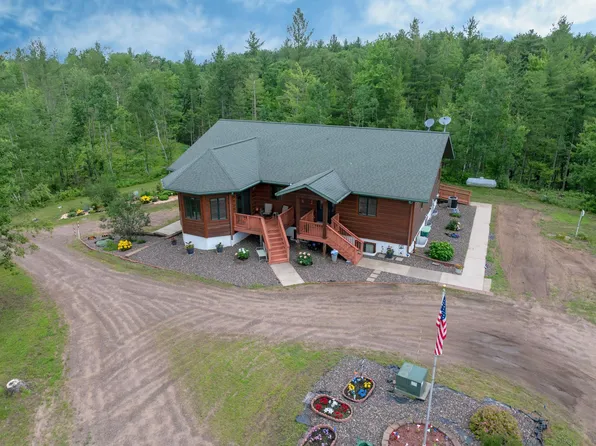 N5020 Red Pine Trl, Spooner, WI 54801