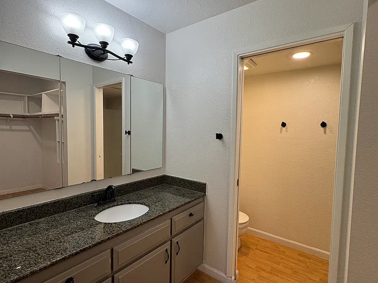5333 Primrose Dr #34B — Photo 7