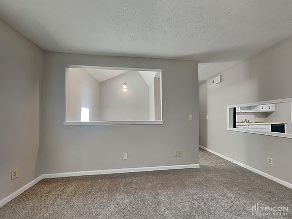 3rd image of 8539 Lake Dr