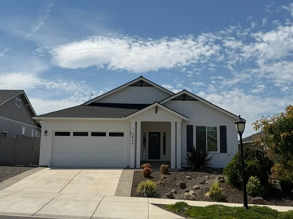 3844 Arena Dr