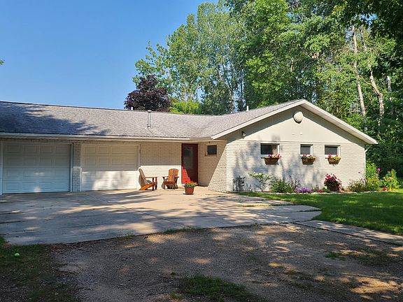 2nd image of 2478 Kristen Dr