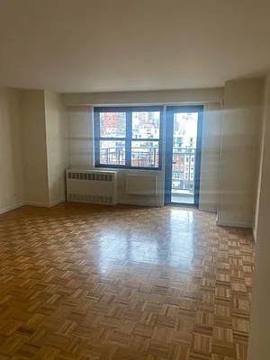 Rented by CitySites Real Estate Group | media 1