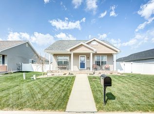 3921 Red Bird Ln, Swansea, IL 62226