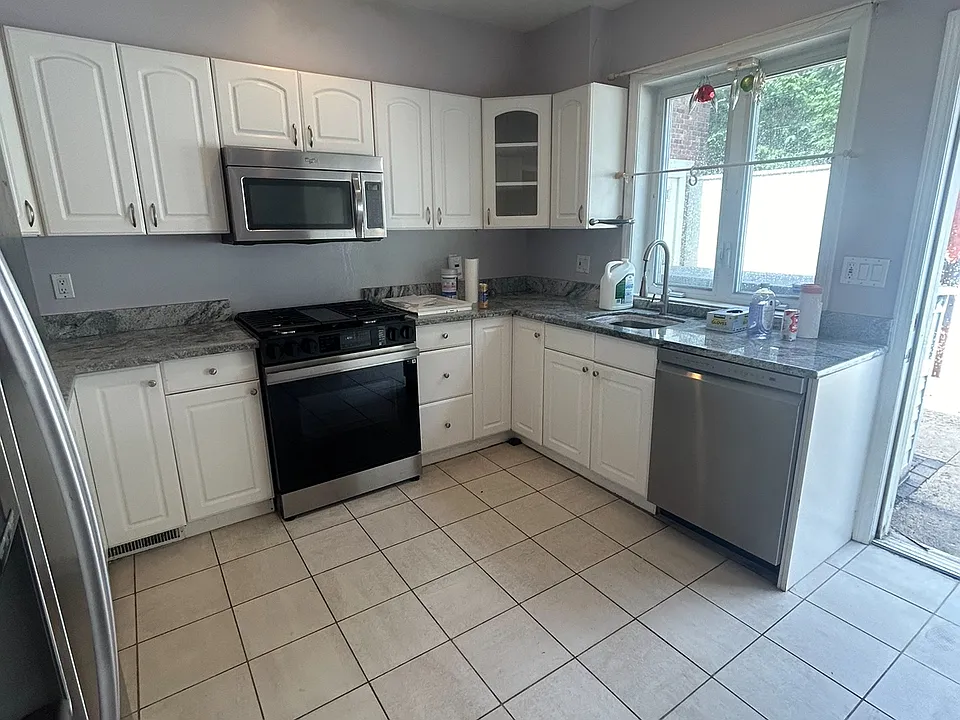 30 Cameron St #7