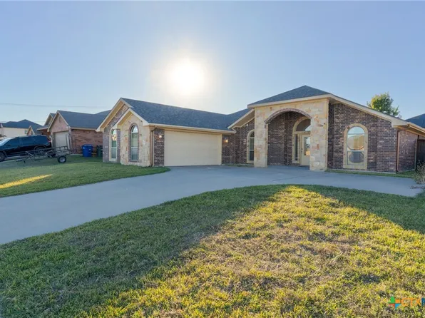 2403 Terry Dr, Copperas Cove, TX 76522