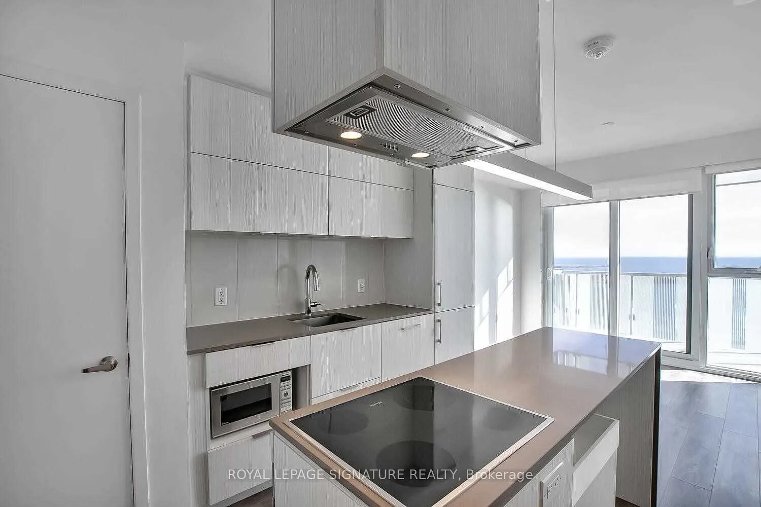 1 bed, $2,400 — Photo 3