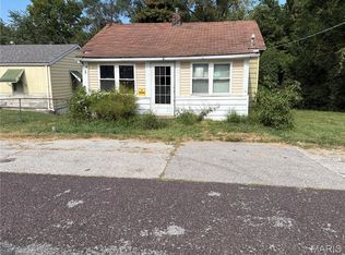 8729 Shirley Ave, Saint Louis, MO 63121