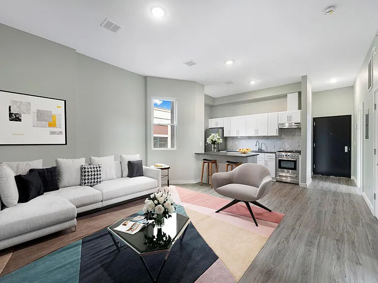 98 Clinton Ave #202A — Photo 4