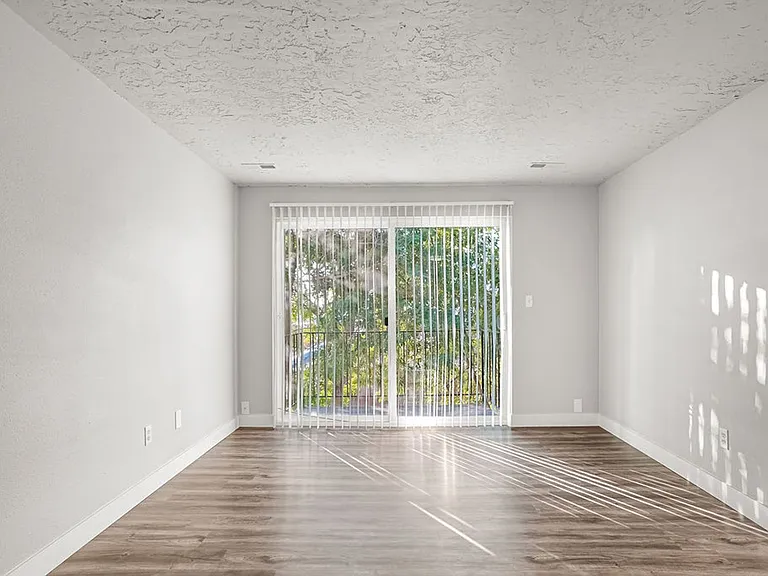 25 N Orchard Dr — Photo 11