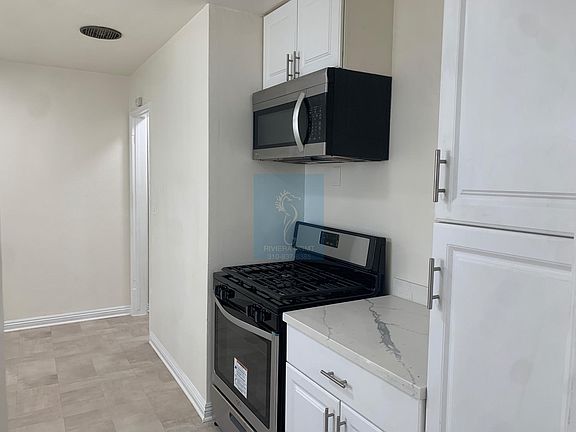 4th image of 209 Calle Miramar