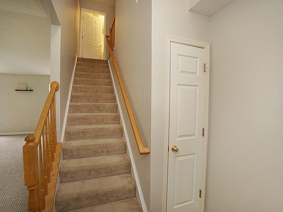 4th image of 366 Indian Lake Dr