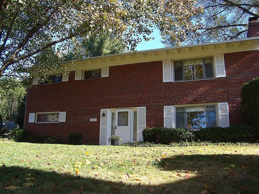 1st image of 1613 Rosemont Ct