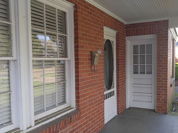 2nd image of 2322 Glendale Ave