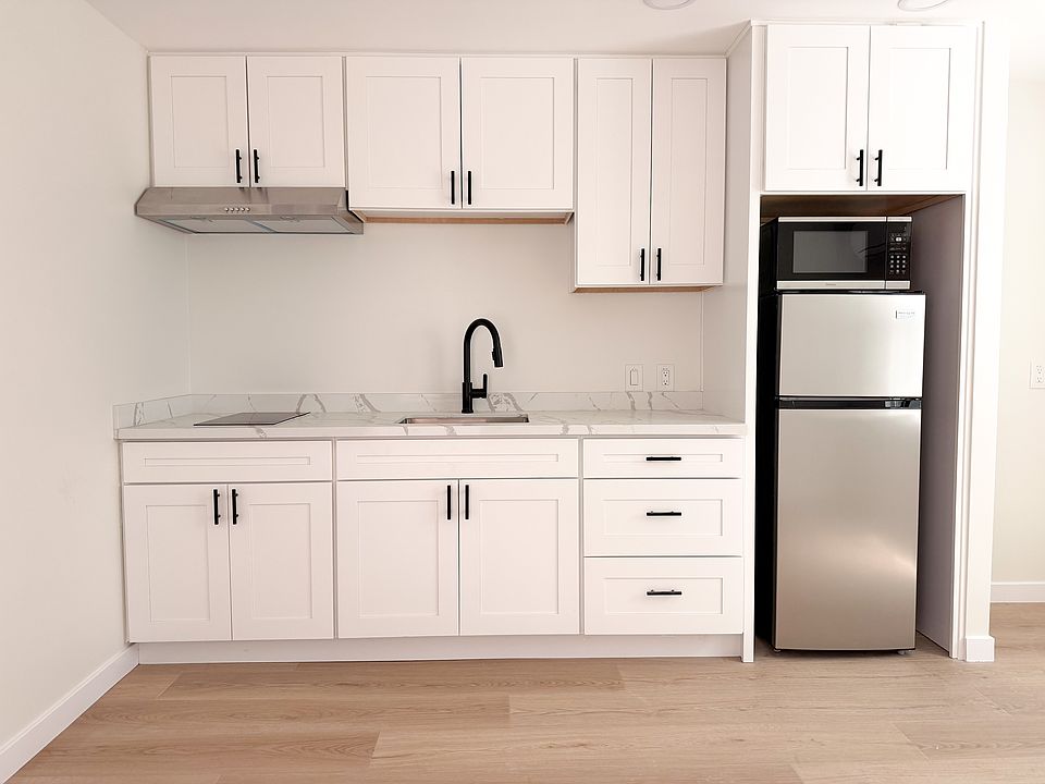 1st image of 6602 Manning St #1