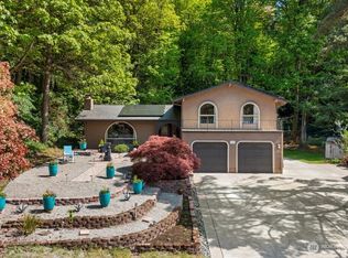 13808 16th Ave SW, Burien, WA 98166