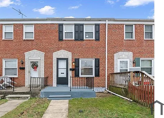 2106 Coralthorn Rd — Photo 2