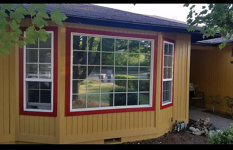Bay window