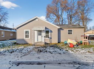 625 Jackson Ave, Fostoria, OH 44830