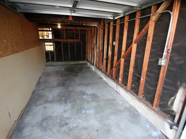 8 Holcomb Ct #A — Photo 16