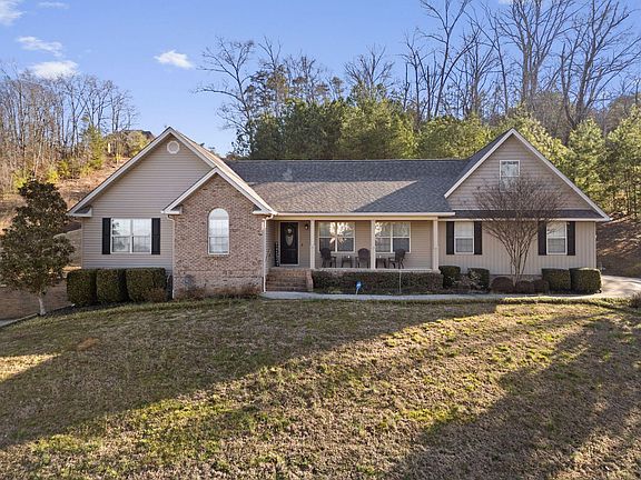 3rd image of 175 Stonewood Dr NW #37