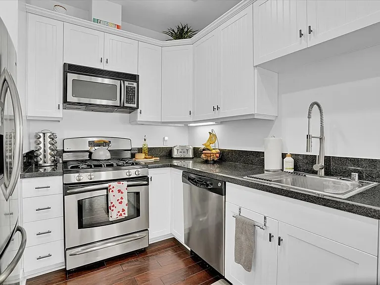 20402 Santa Ana Ave #15 — Photo 15