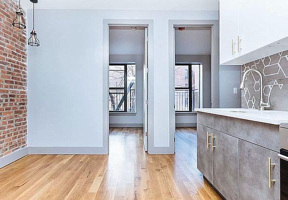 3rd image of 461 Saratoga Ave #2AC