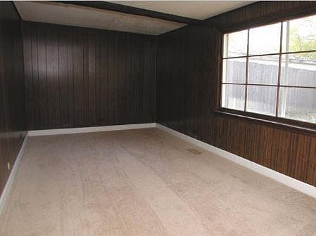 3rd image of 170 N Prairie Ave