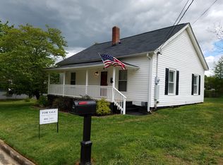 107 W 7th Ave, Easley, SC 29640