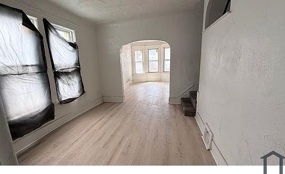 5th image of 1511 E 123rd St