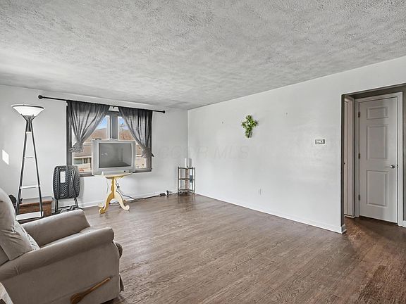 4th image of 740 Gay St