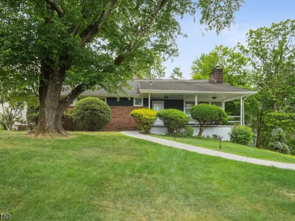 60 Lessing Rd, West Orange Twp., NJ 07052