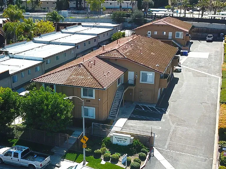 Parkstone Vista — Photo 2
