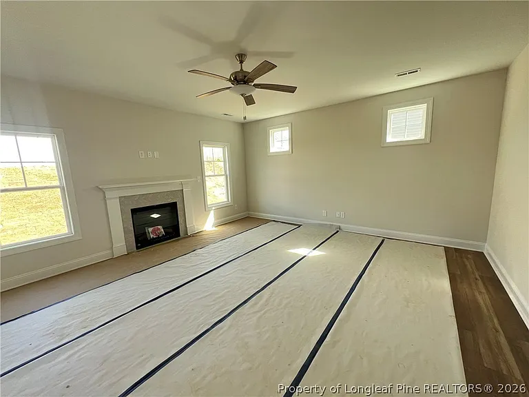 229 Brickendon Ln #324 — Photo 3