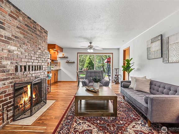 4th image of 14702 50th Avenue E