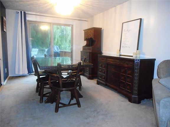5th image of 13 Marberth Dr
