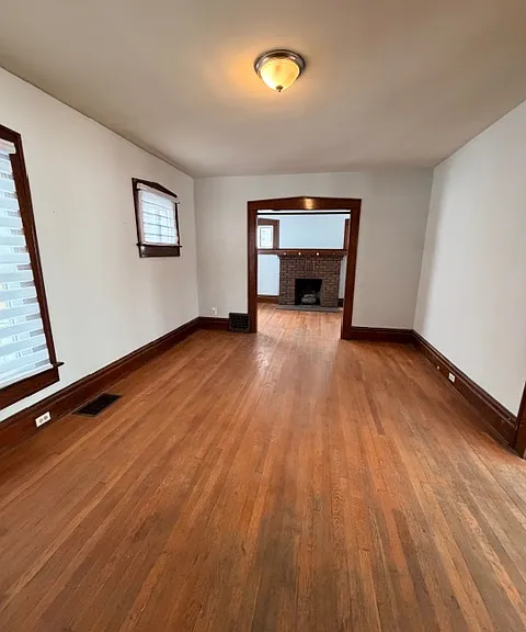 176 Henry St — Photo 16