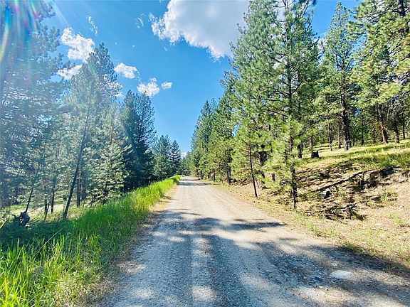 5th image of 2890 Lower Lost Prairie Rd