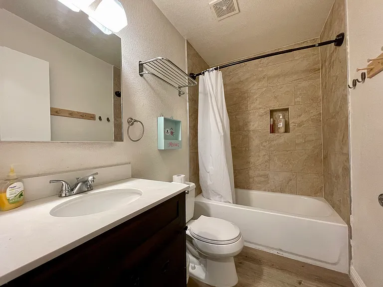 1845 Harding St #2 — Photo 8