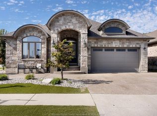 3953 Zanzibar Cres, Windsor, ON N9G 0A5