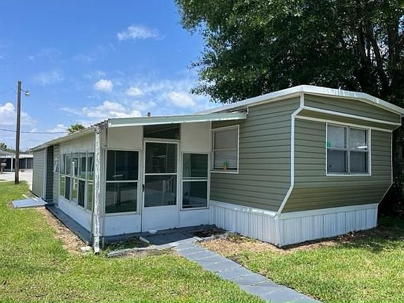 2nd image of 2850 New Tampa Hwy #107