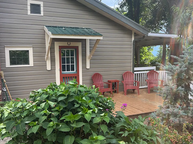 651 N Main St — Photo 17