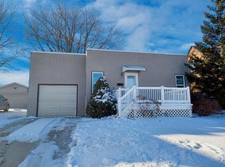 2226 S 10th St, Manitowoc, WI 54220